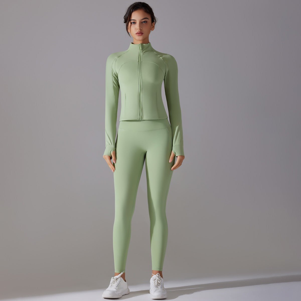 Slim Fit Zip - Up Yoga Set - Solbana