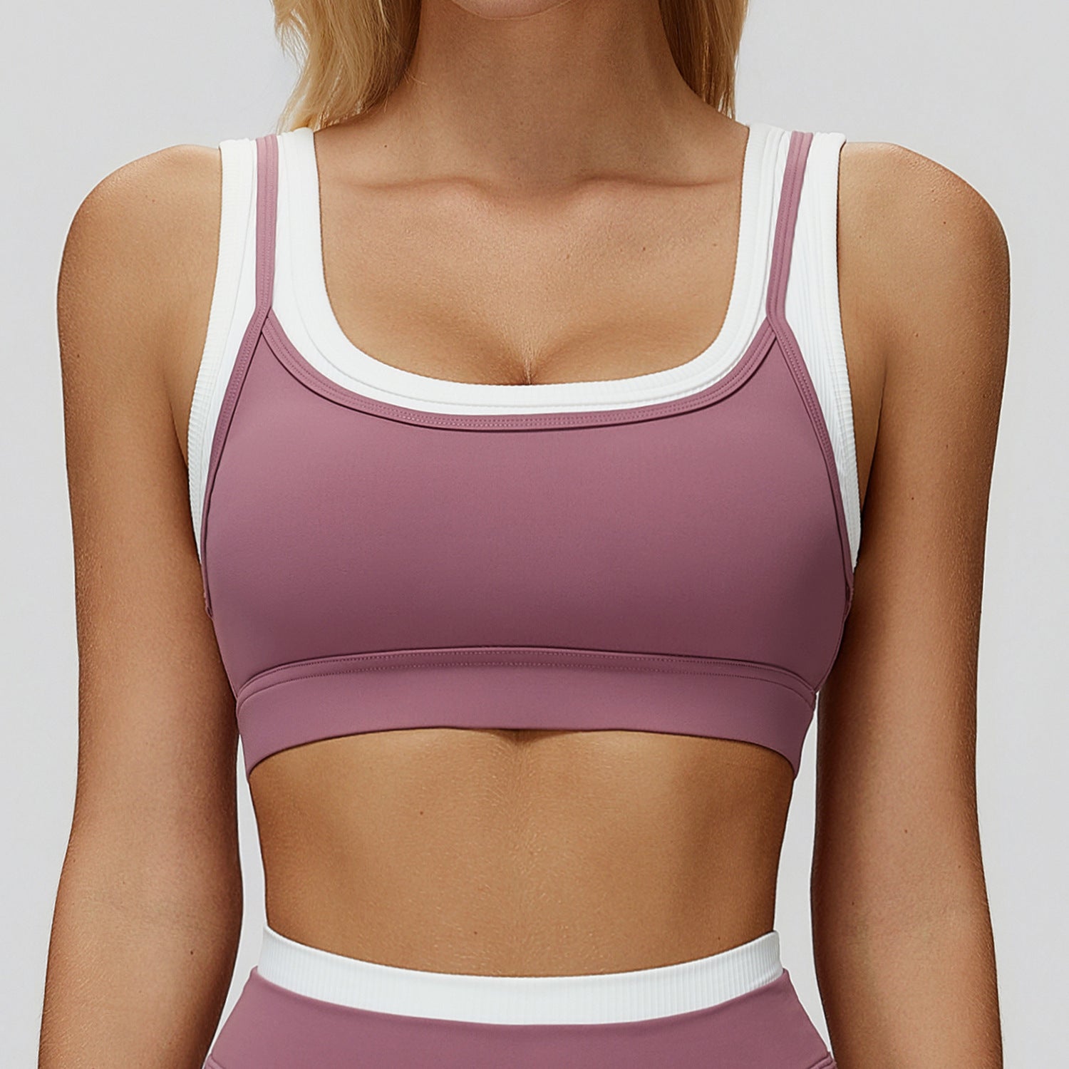 Seamless Contrast Trim Yoga Sports Bra - Solbana
